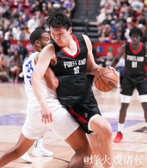 NBA夏联-中国男篮负黄蜂 杨瀚森12分7失误6犯 NBA夏联-中国男篮负黄蜂 杨瀚森12分7失误6犯